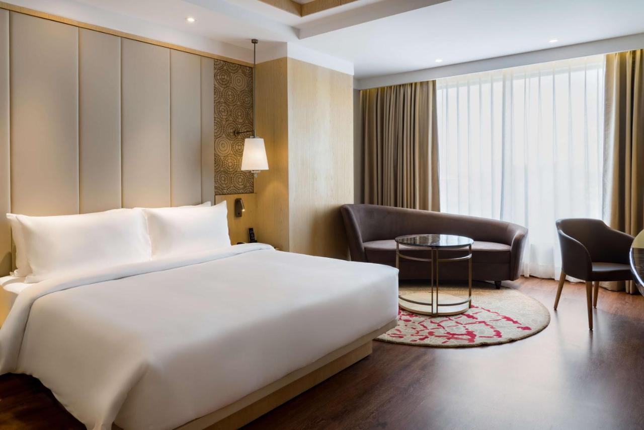 Radisson Bhopal Hotel Екстериор снимка