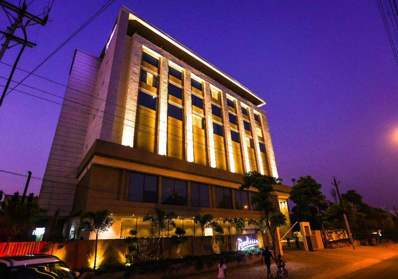 Radisson Bhopal Hotel Екстериор снимка