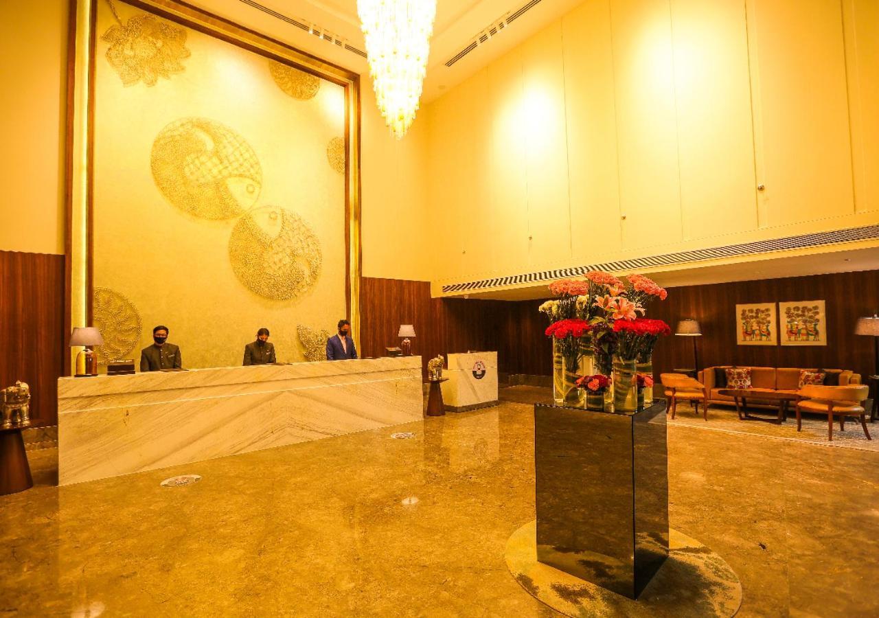 Radisson Bhopal Hotel Екстериор снимка