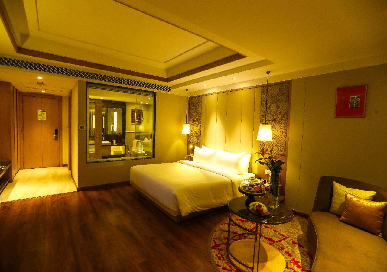 Radisson Bhopal Hotel Екстериор снимка