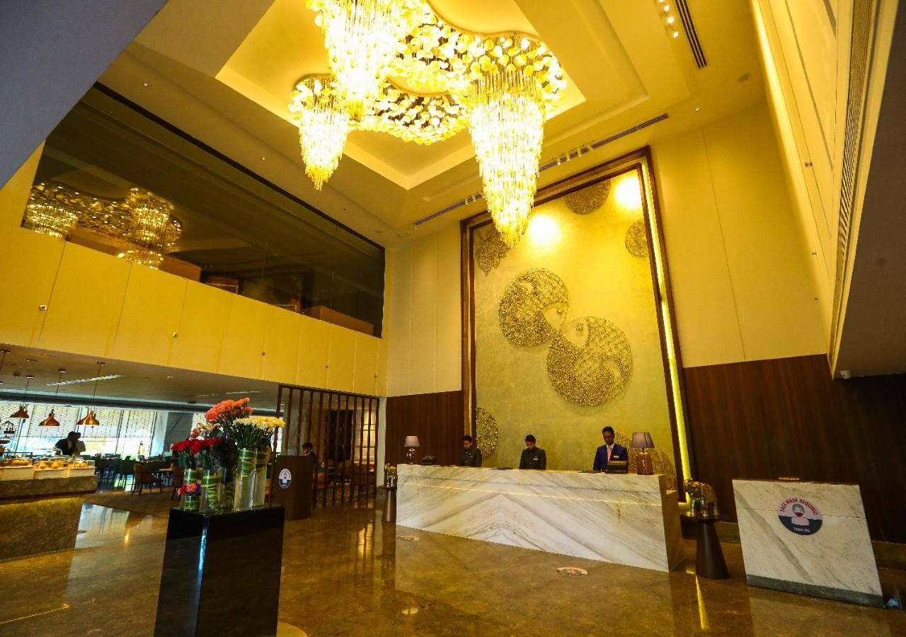 Radisson Bhopal Hotel Екстериор снимка