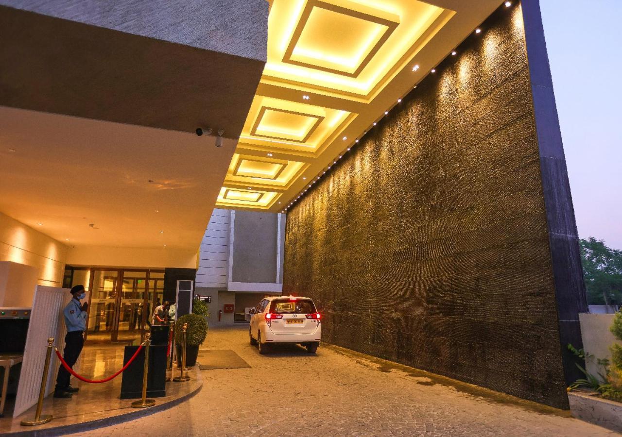 Radisson Bhopal Hotel Екстериор снимка