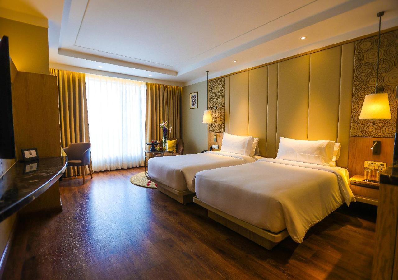 Radisson Bhopal Hotel Екстериор снимка
