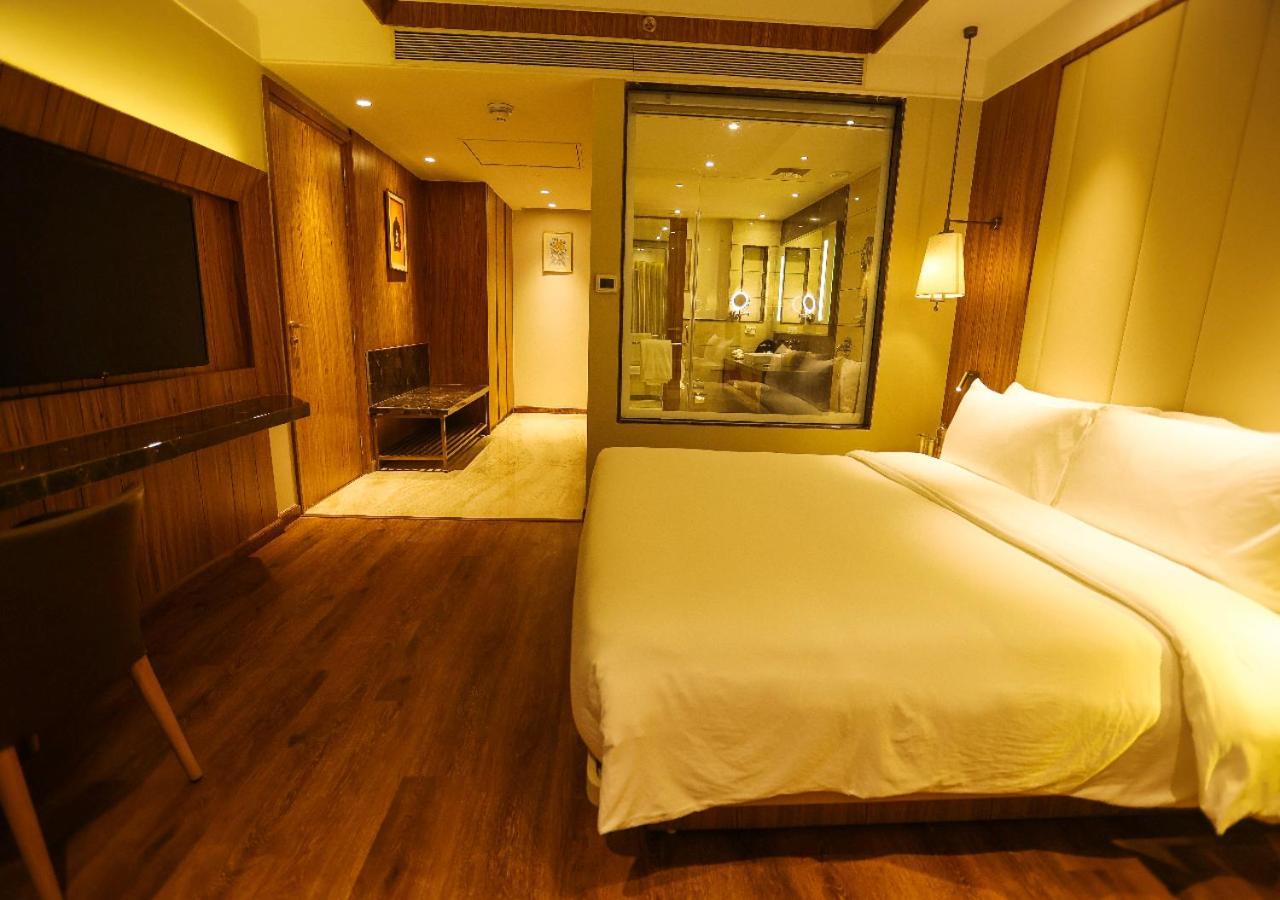 Radisson Bhopal Hotel Екстериор снимка
