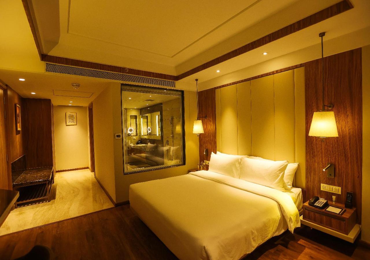 Radisson Bhopal Hotel Екстериор снимка