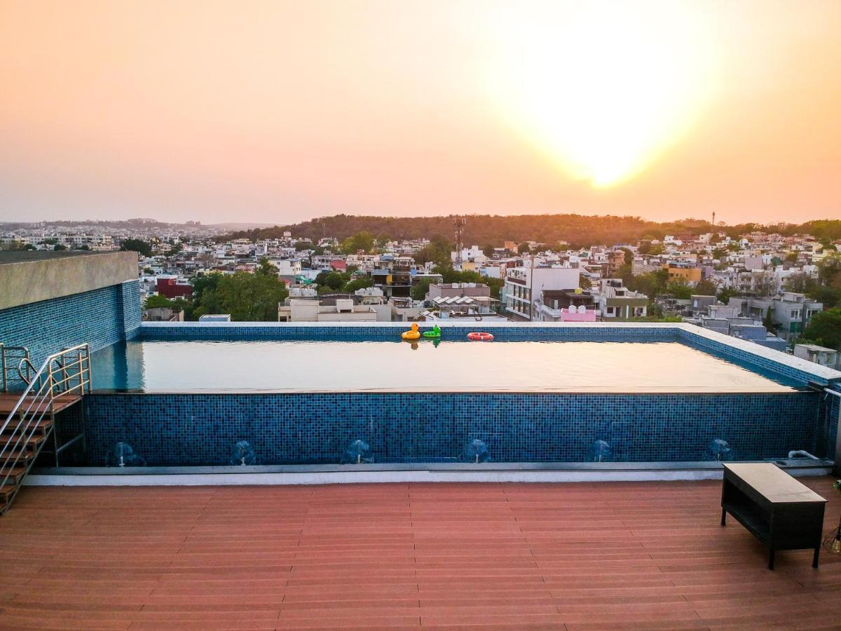 Radisson Bhopal Hotel Екстериор снимка